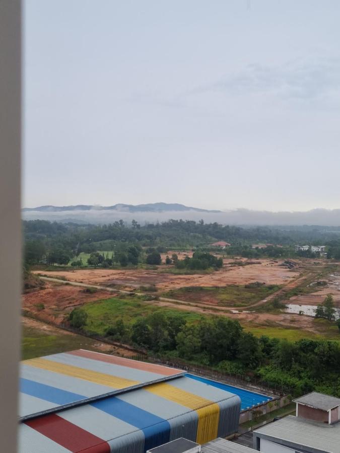 Mahkota Valley By Khatty Ali